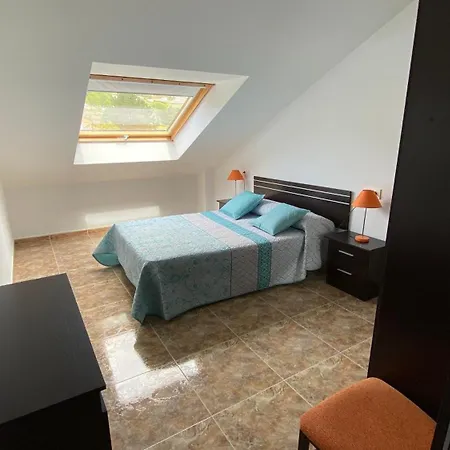 Atico - Avenida Galicia 60 *