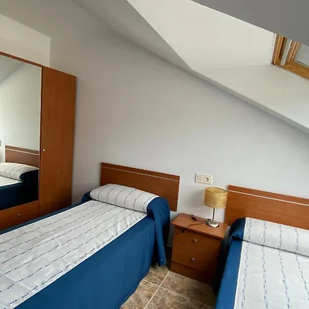 Atico - Avenida Galicia 60 Lejlighed *